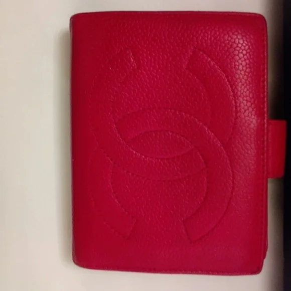 🔥🔥🔥CHANEL Red CC Logo Cavair Wallet Authentic - Picture 3 of 10